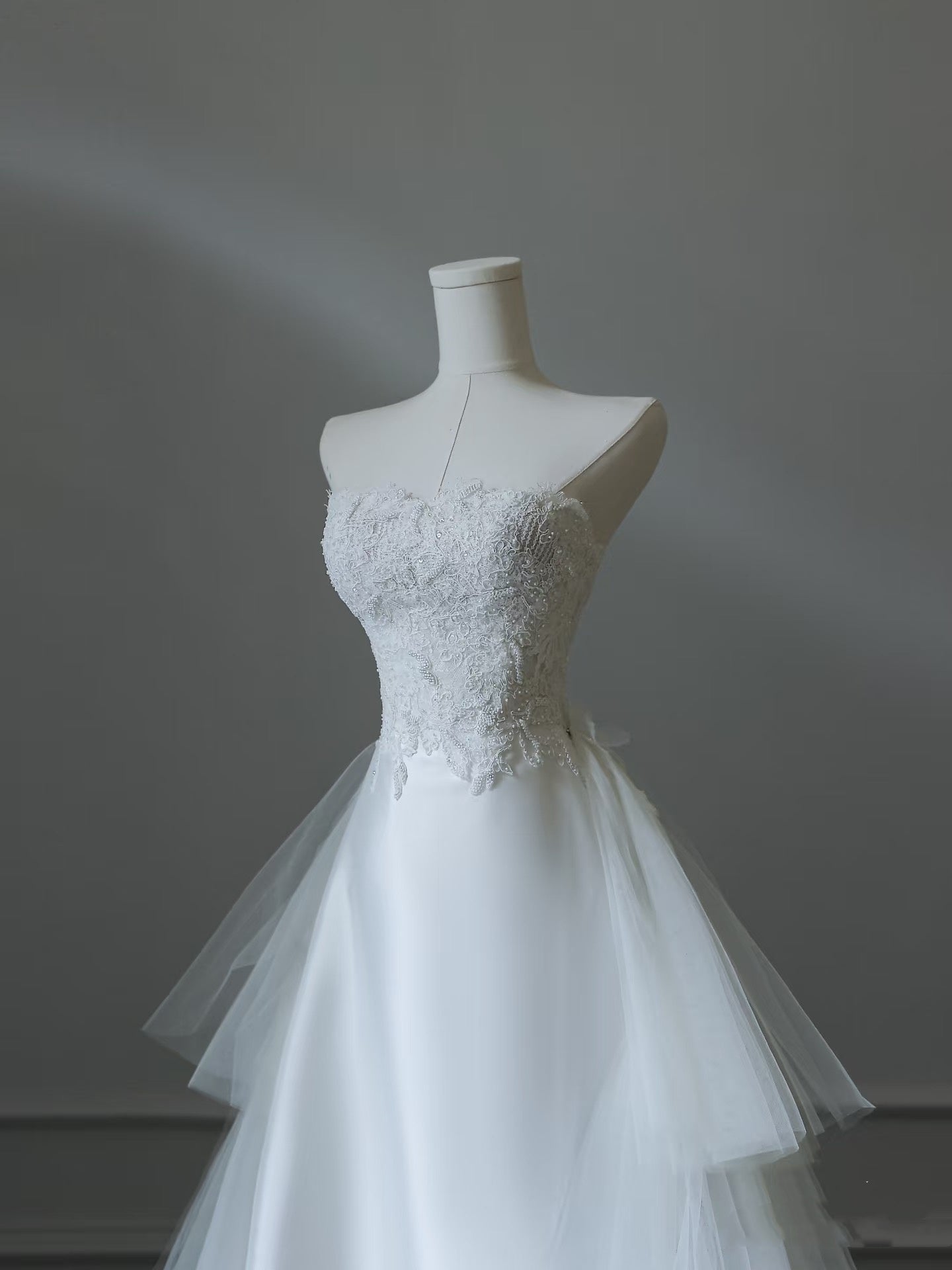 Princess Mermaid Strapless White Lace Long Wedding Dresses Brides Dress