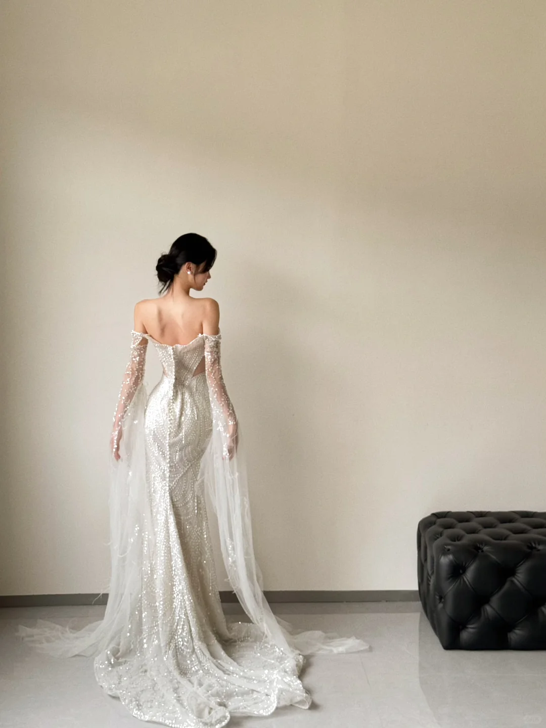 Gorgeous Mermaid Off The Shoulder Tulle Beaded Long Sleeves Long Wedding Dresses