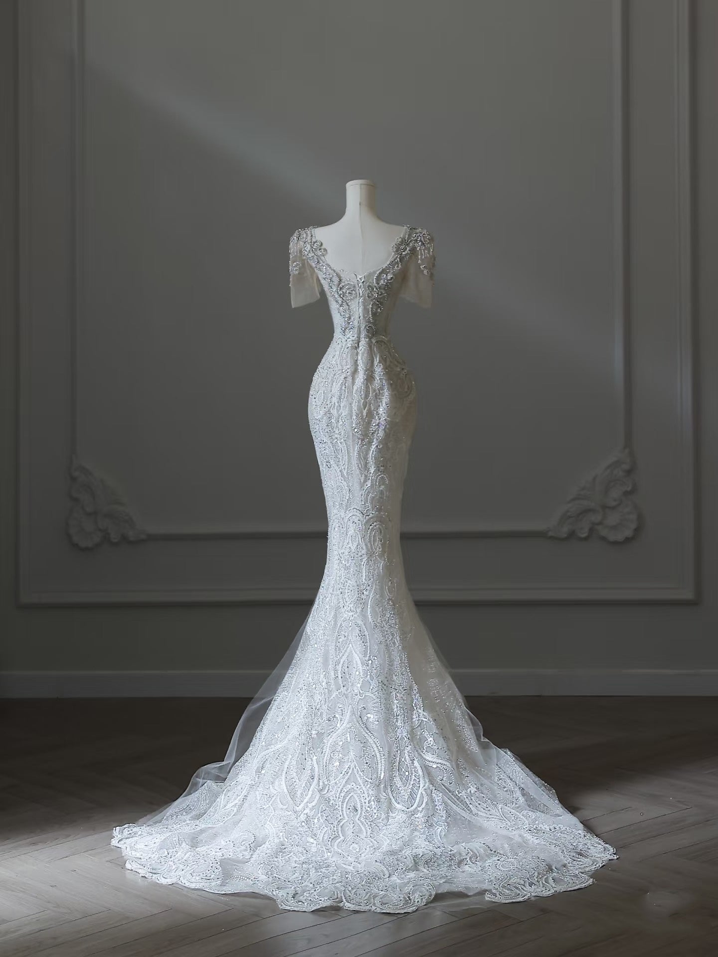 Unique Mermaid Square Neckline Short Sleeves Wedding Dresses White Brides Dress