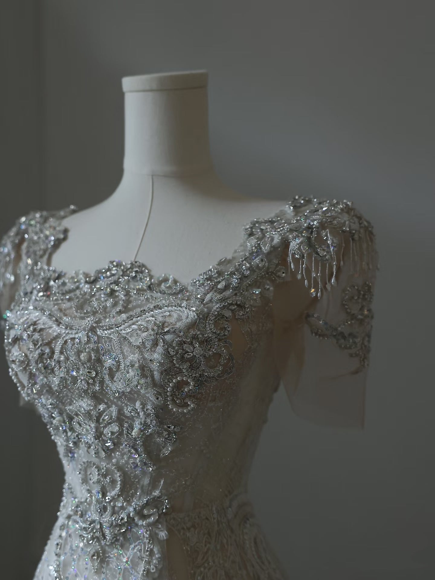 Unique Mermaid Square Neckline Short Sleeves Wedding Dresses White Brides Dress