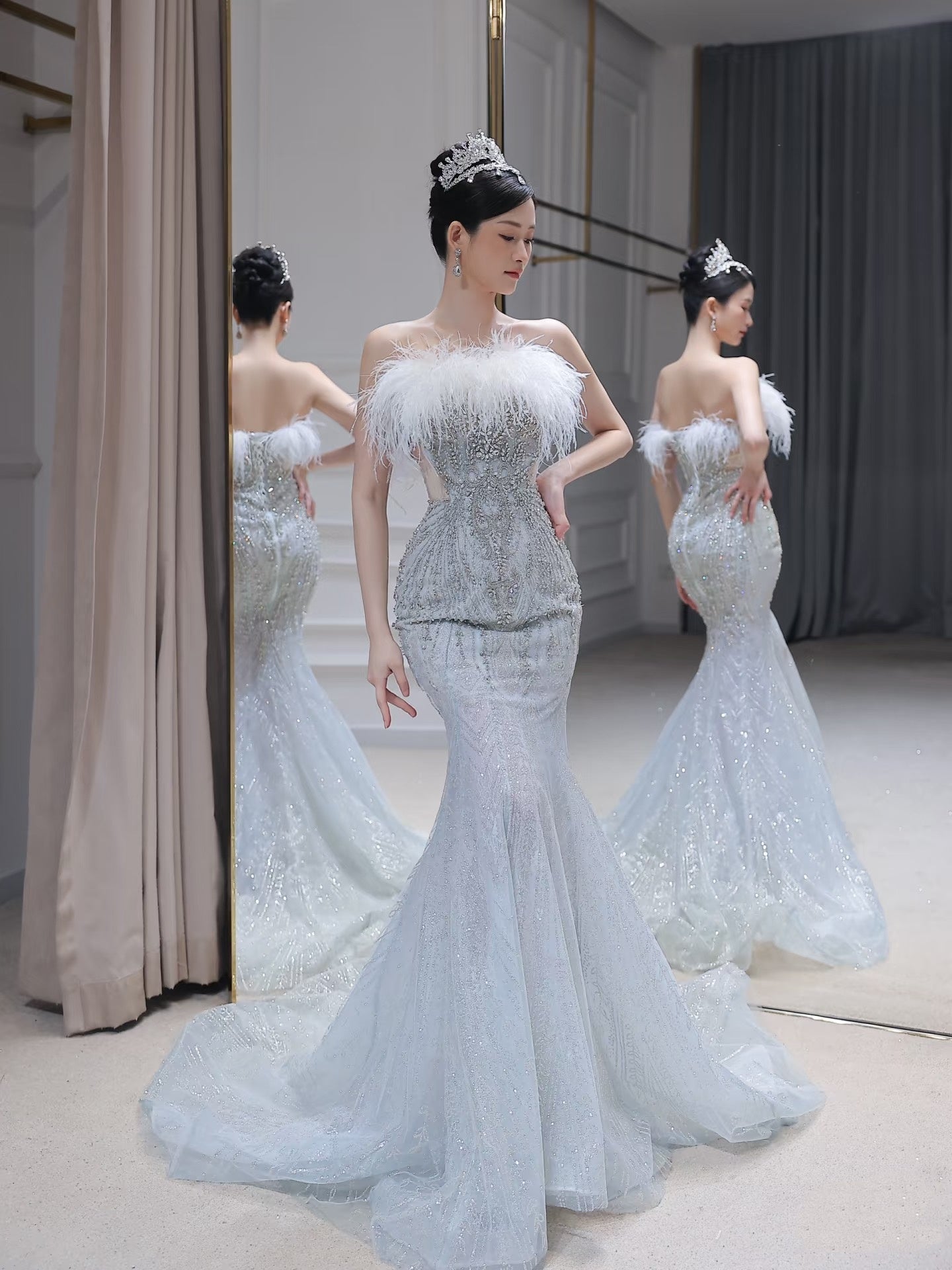Princess Mermaid Strapless Neckline Long Sequin Feathers Long Wedding Dresses Brides Dress