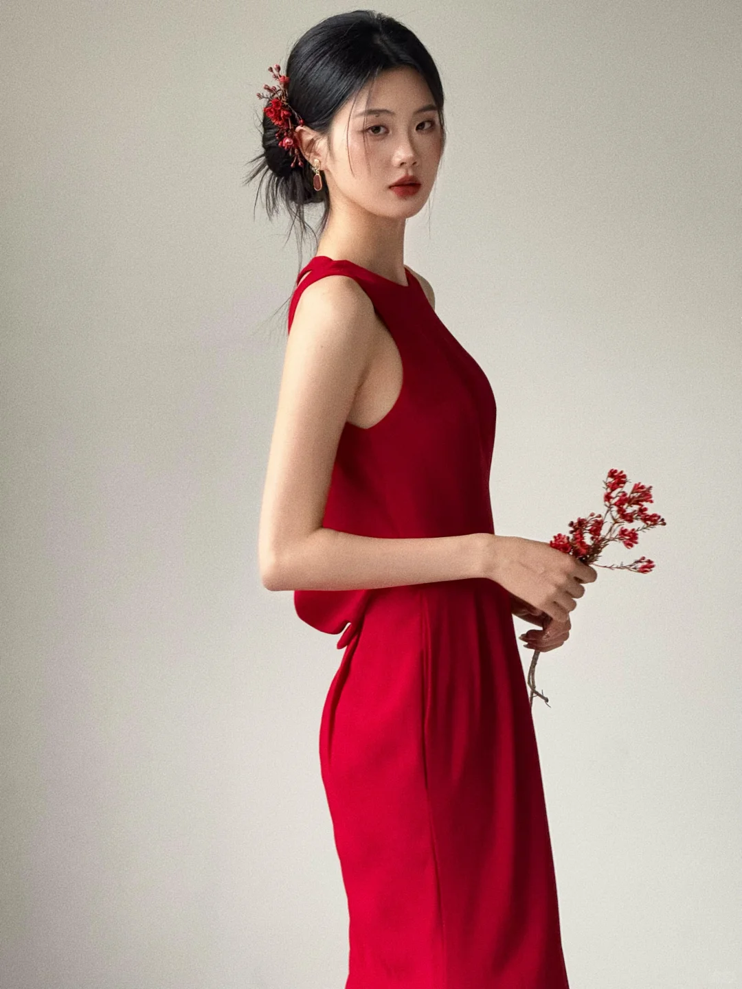 Chic Mermaid Red Satin Backless Satin Long Bridesmaid Dress