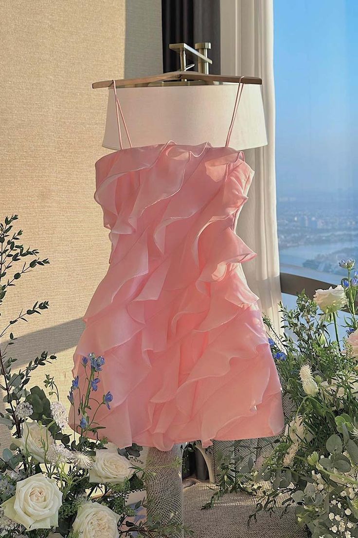 Spaghetti Straps Sleeveless Ruffles Tulle Sheath Mini Homecoming Dress