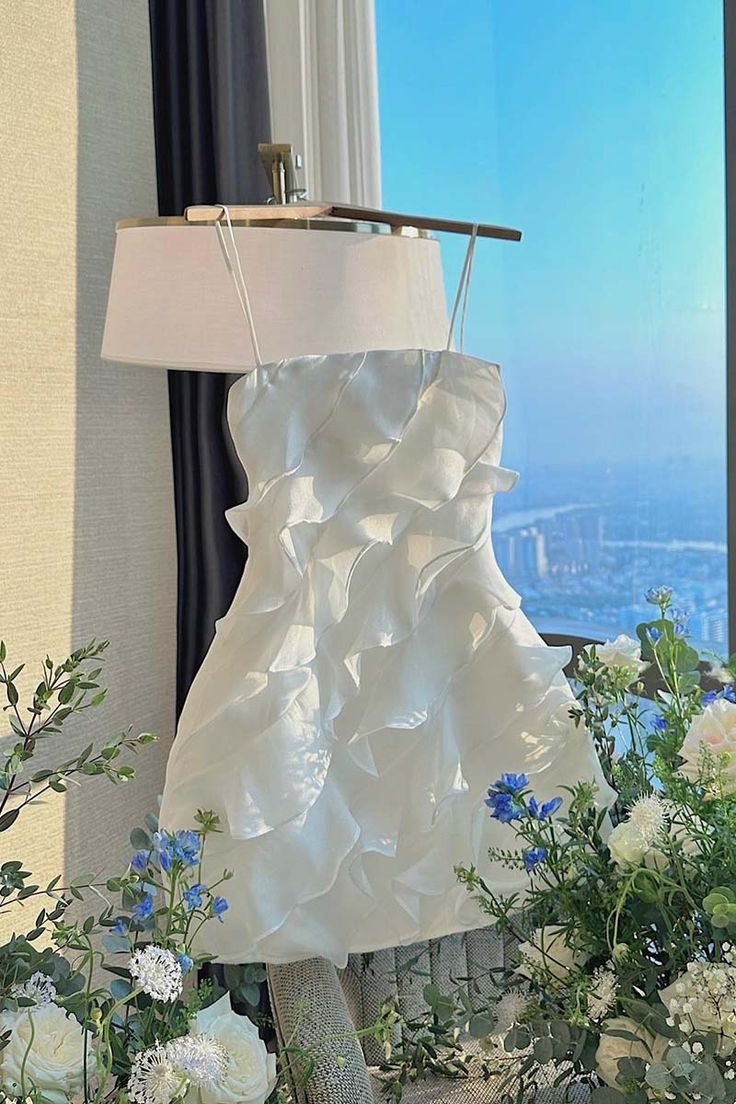 Spaghetti Straps Sleeveless Ruffles Tulle Sheath Mini Homecoming Dress