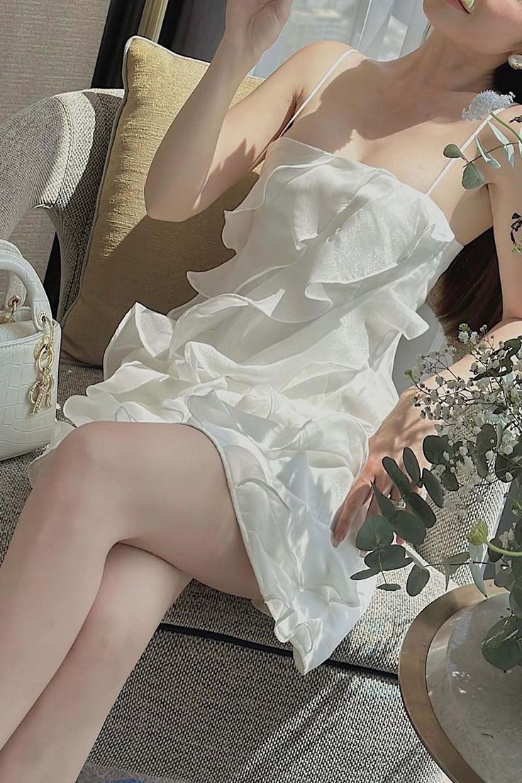 Spaghetti Straps Sleeveless Ruffles Tulle Sheath Mini Homecoming Dress