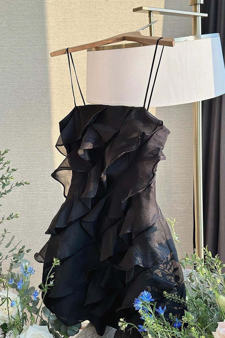 Spaghetti Straps Sleeveless Ruffles Tulle Sheath Chiffon Homecoming Dress