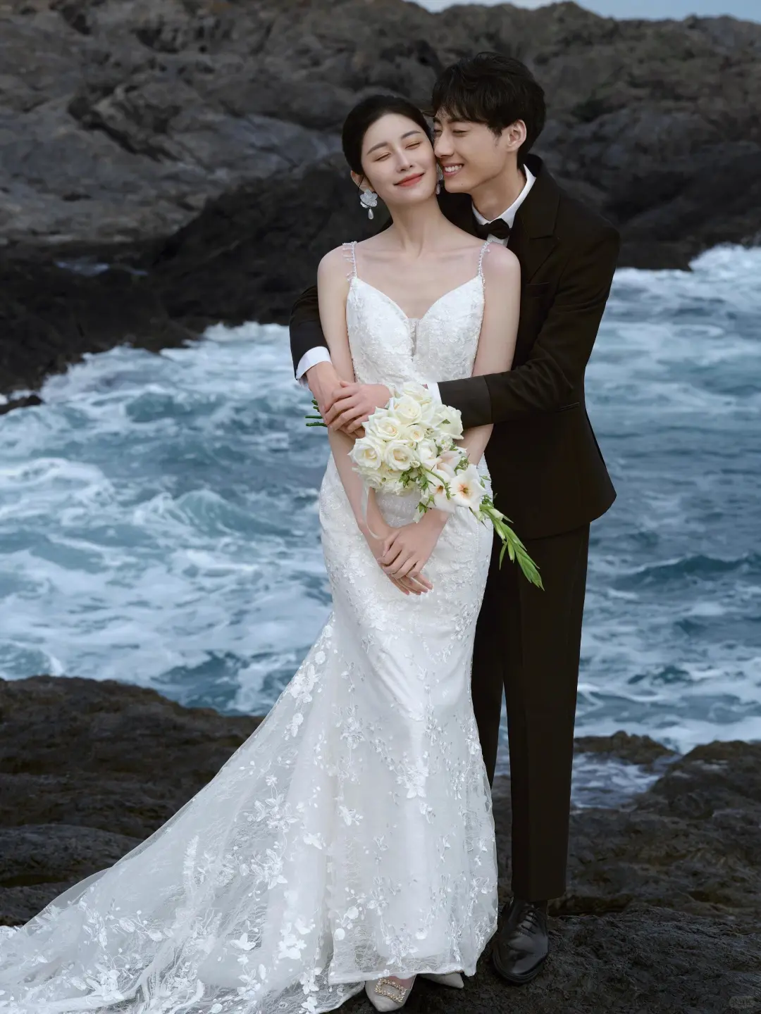 Unique Mermaid Spaghetti Strpas White Tulle Applique With Veil Long Wedding Dresses