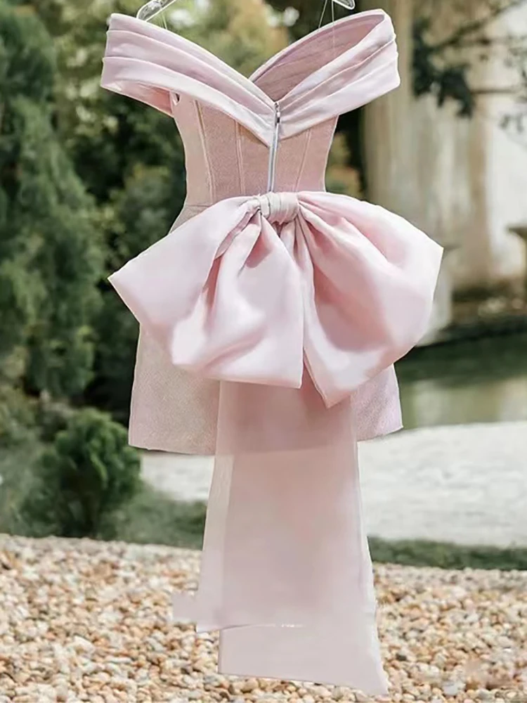 Amazing Strapless V-Neck Pleats Bow-Knot Mini Homecoming Party Dress