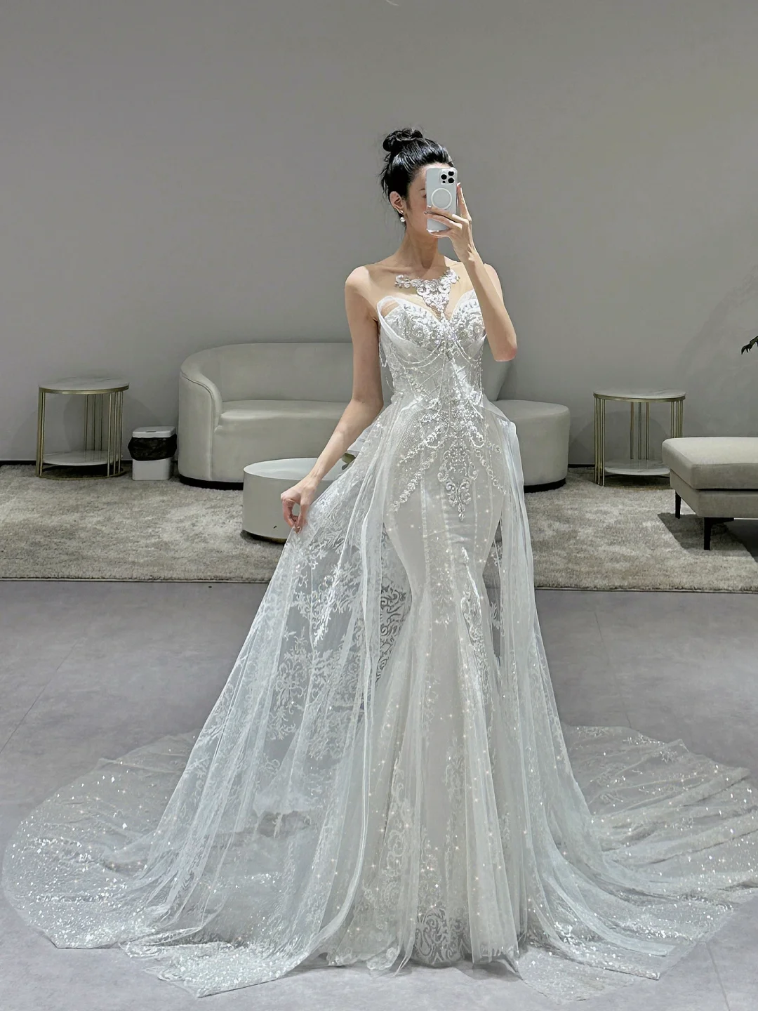 Dreamy Mermaid Strapless Tulle Sequin Applique Long Wedding Dresses