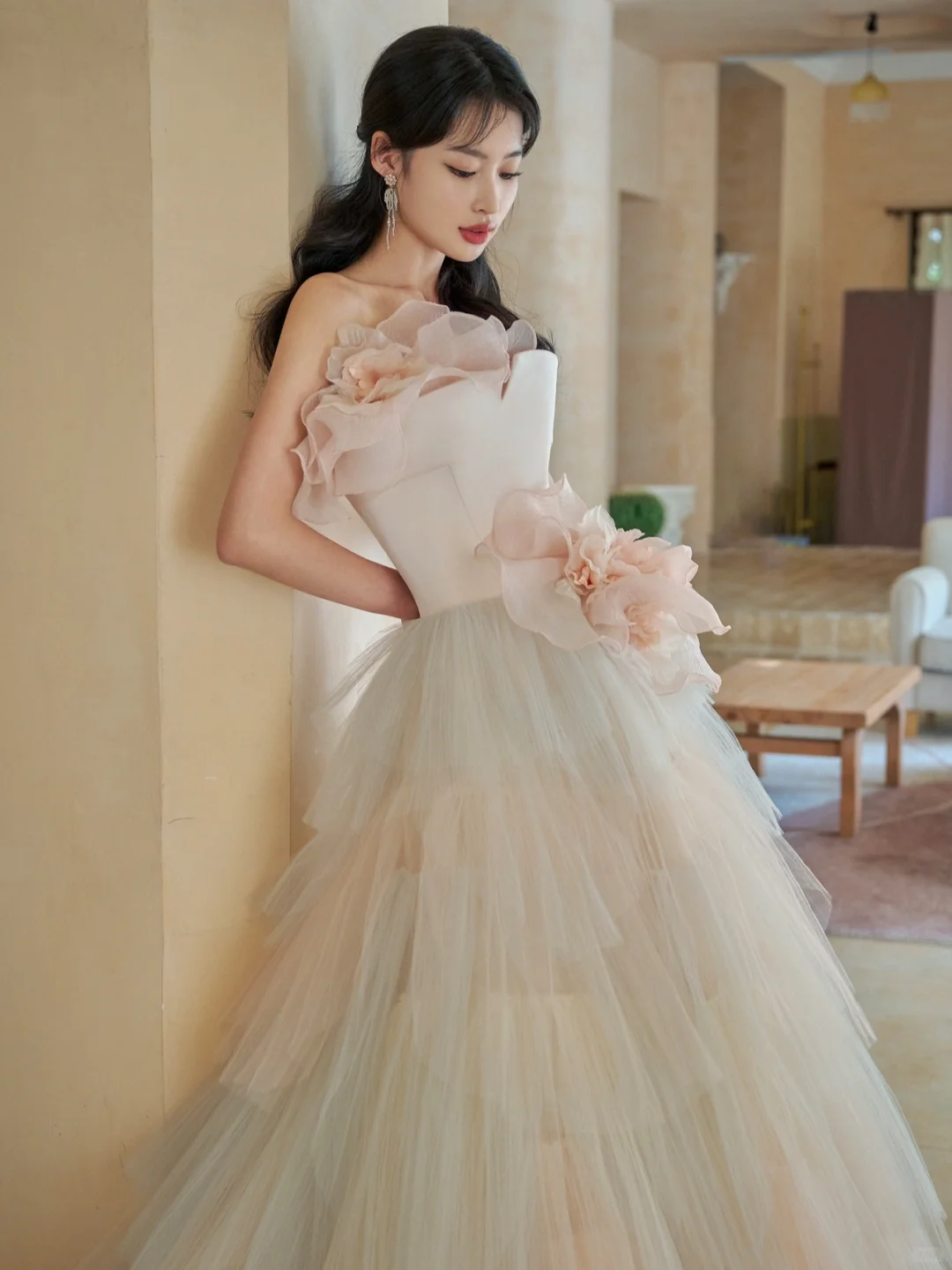 Elegant Ball Gown Strapless Satin Tulle Long Wedding Dresses