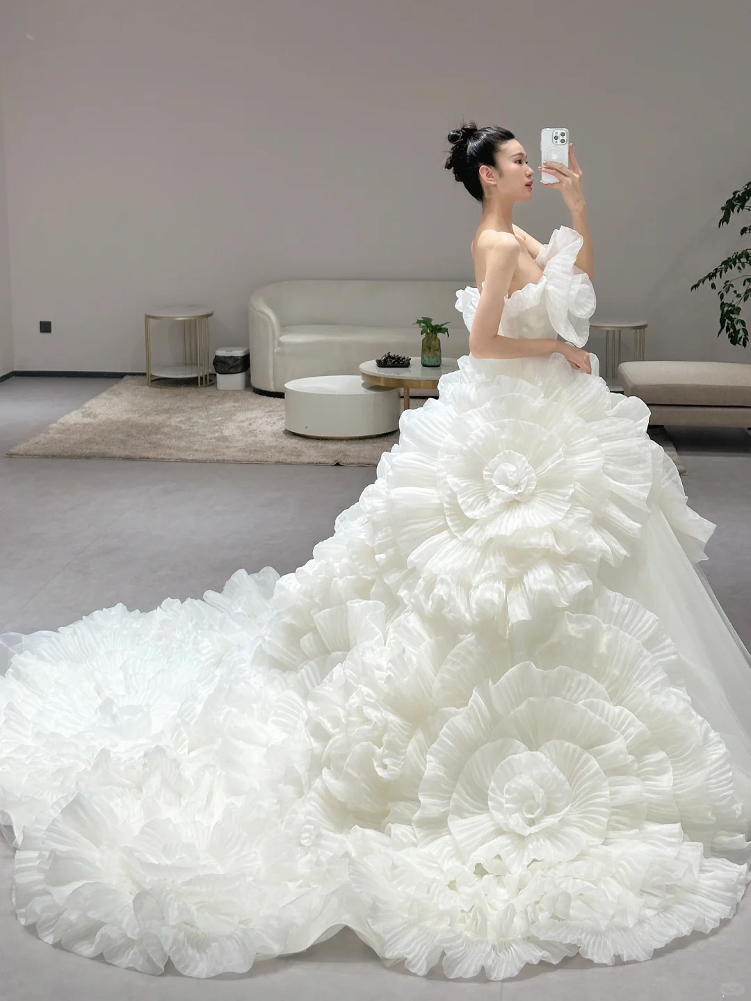 Vintage Ball Gown Strapless Tulle Pleated Long Wedding Dresses