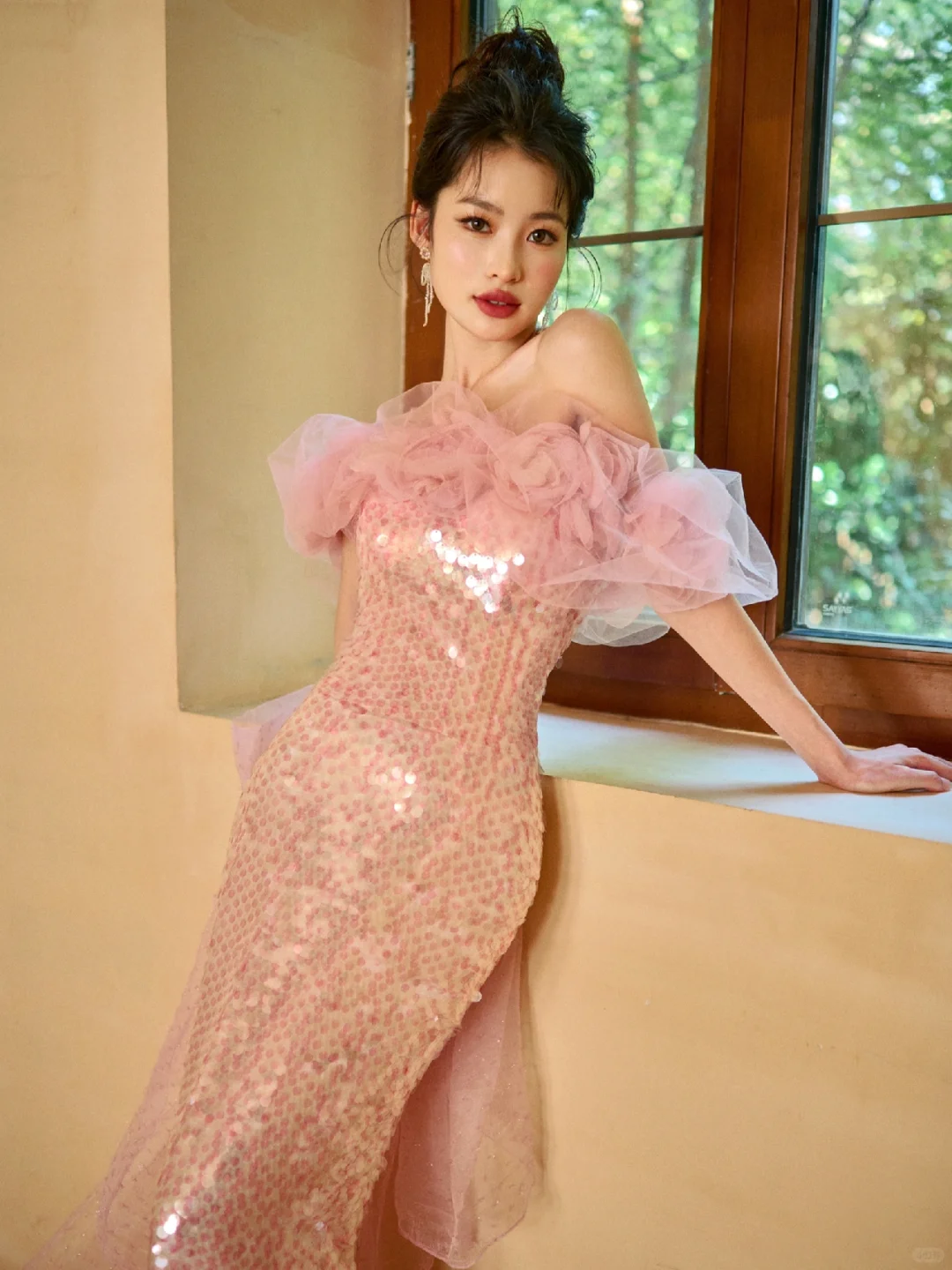 Unique Elegant Mermaid Off The Shoulder Pink Tulle Sequin Long Prom Dresses