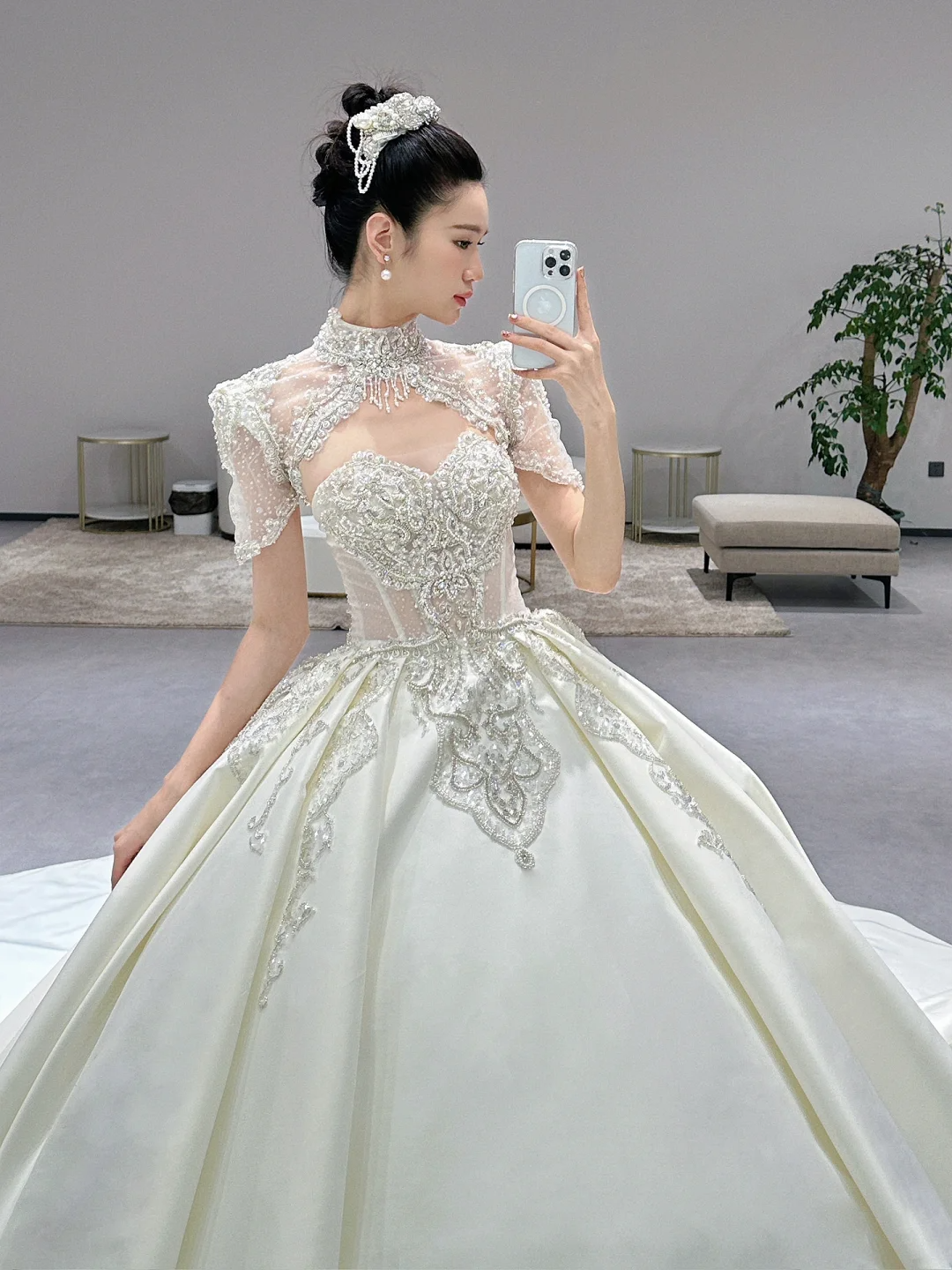 Timeless Ball Gown Satin Beaded Short Sleeves Long Wedding Dresses
