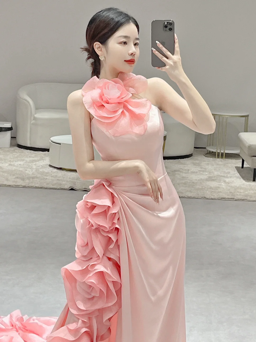 Stunning Mermaid Halter Pink Satin Flowers Long Prom Dresses