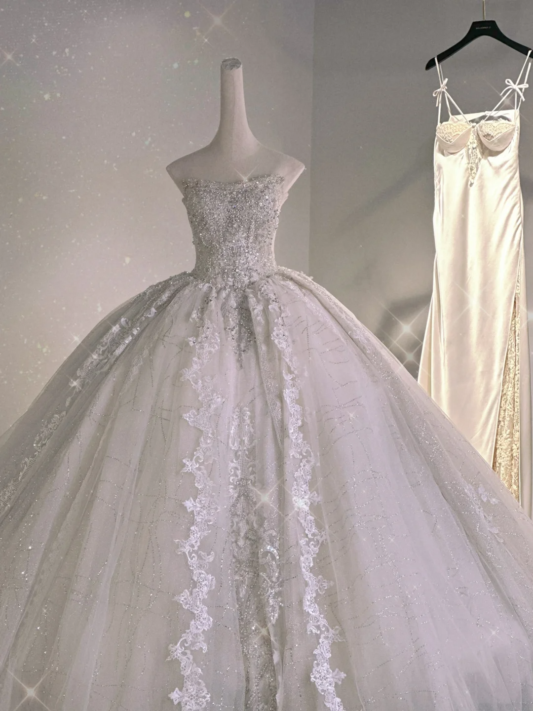 Timeless Ball Gown Strapless Tulle Lace Beaded Long Wedding Dresses