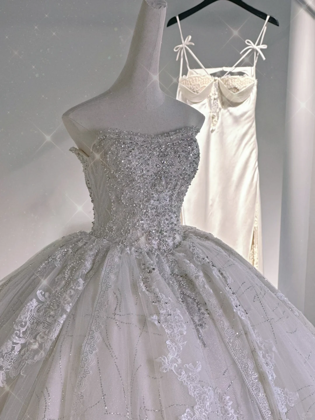 Timeless Ball Gown Strapless Tulle Lace Beaded Long Wedding Dresses