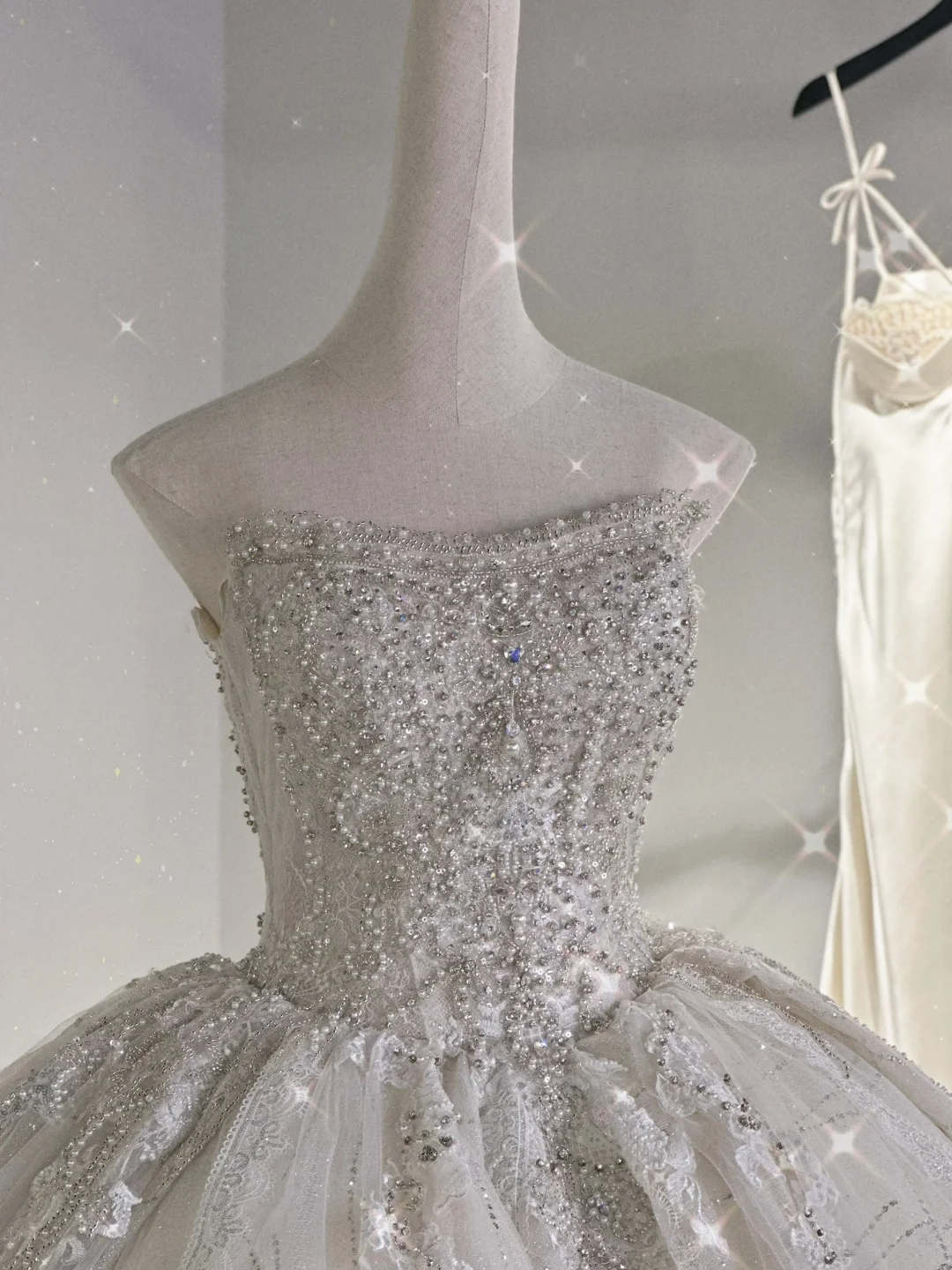 Timeless Ball Gown Strapless Tulle Lace Beaded Long Wedding Dresses