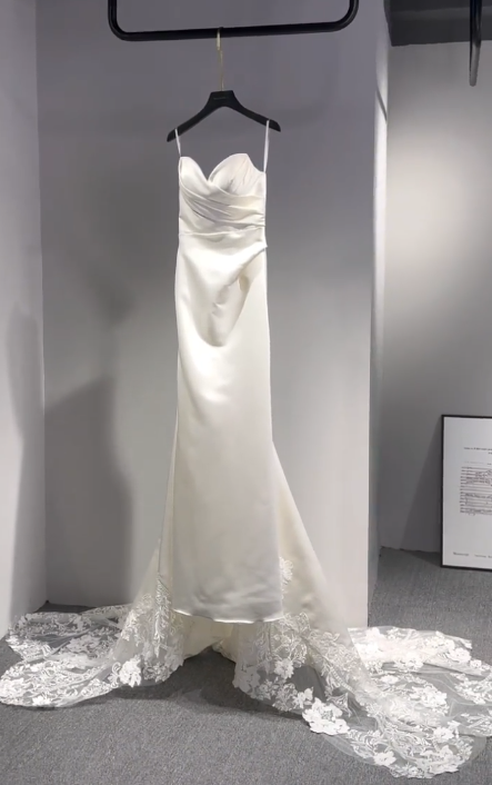Elegant Mermaid Spaghetti Straps Satin With Lace Train Long Wedding Dresses