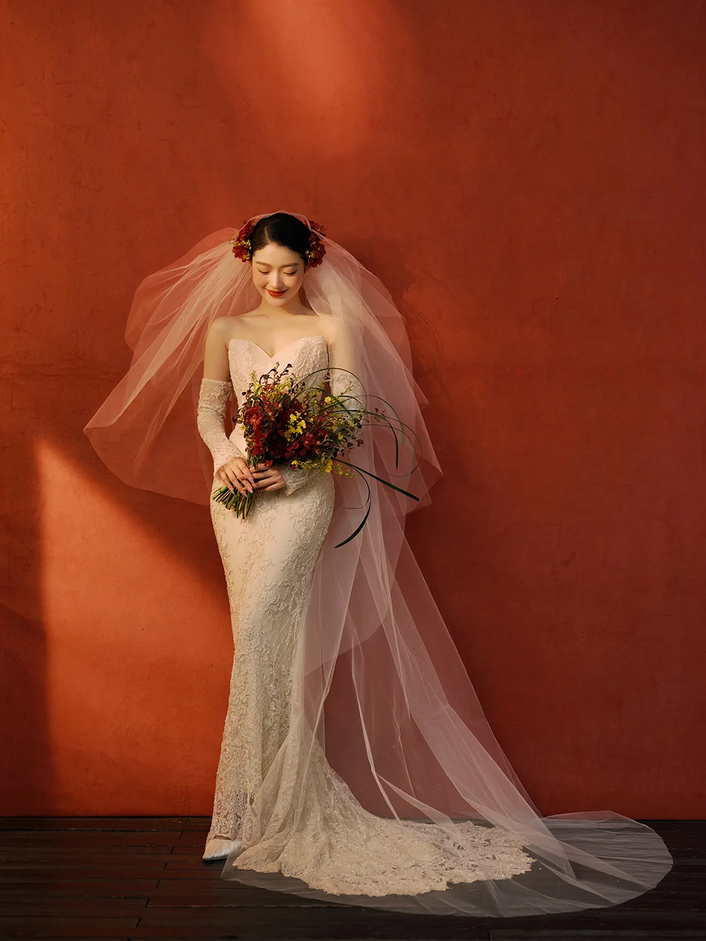 Dreamy Mermaid Strapless Satin Lace With Sleeves Long Wedding Dresses