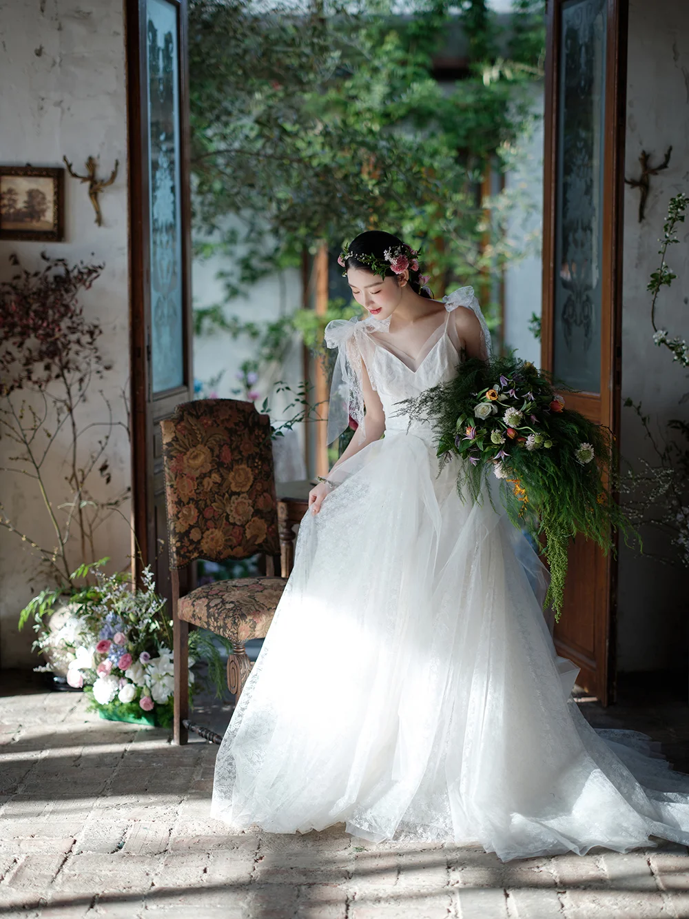 Pretty A Line Spaghetti Straps Tulle Lace With Veil Long Wedding Dresses