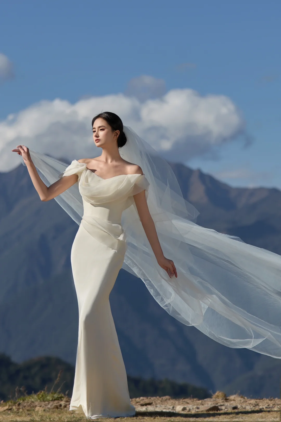Dreamy Mermaid Off The Shoulder Satin Tulle With Veil Long Wedding Dresses