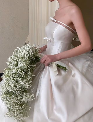 Unique Ball Gown Strqpless Satin Tulle Long Wedding Dresses