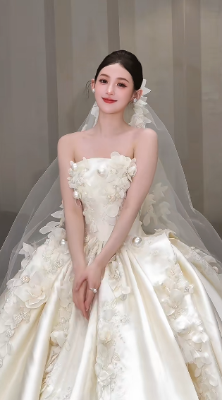 Dreamy Ball Gown Strapless Satin Applique With Veil Long Wedding Dresses