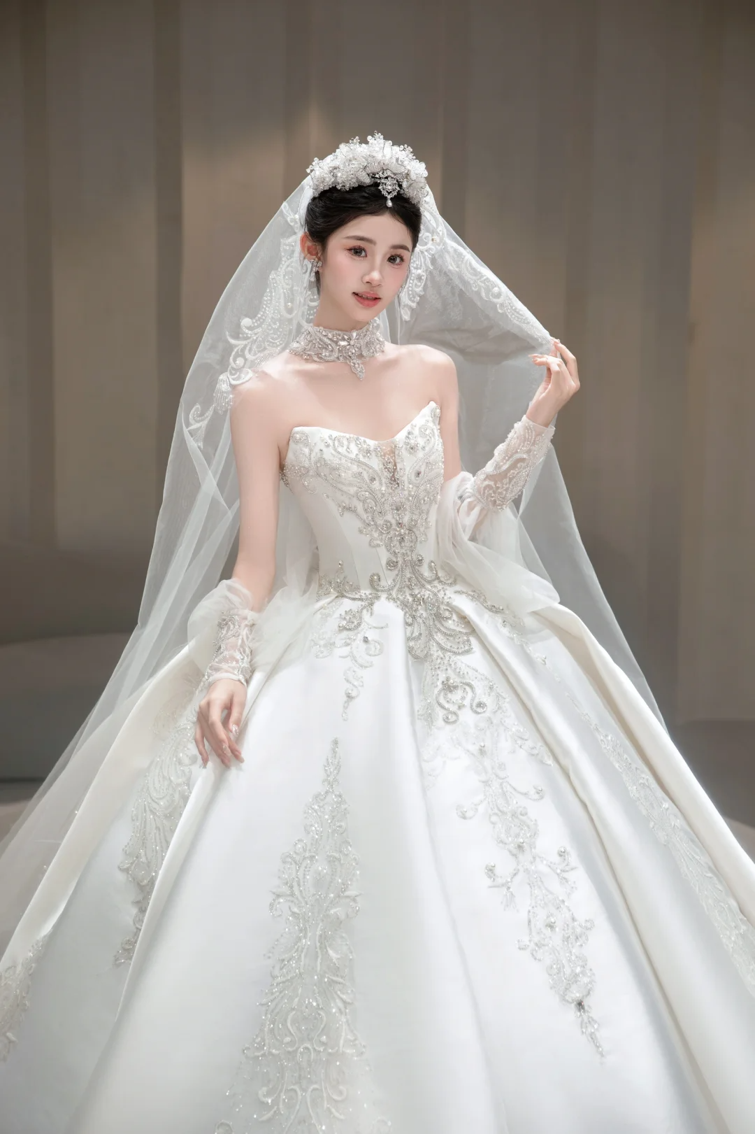 Dreamy Ball Gown Strapless Satin Applique With Veil Long Wedding Dresses