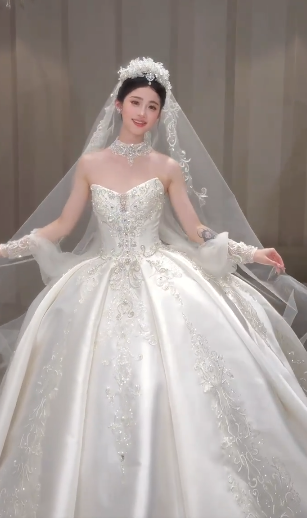Dreamy Ball Gown Strapless Satin Applique Beaded With Veil Long Wedding Dresses