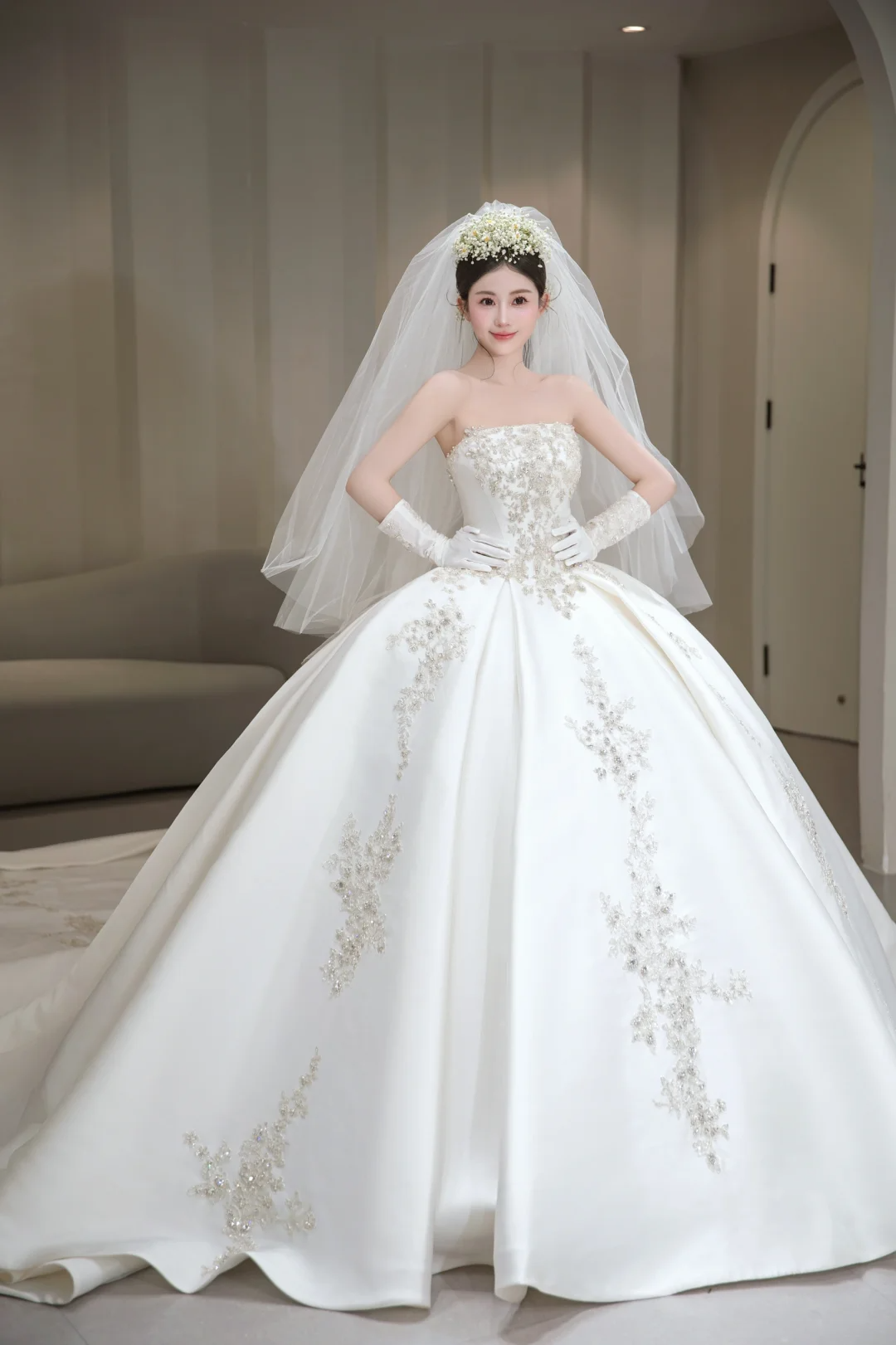 Dreamy Ball Gown Strapless Satin Applique With Veil Gloves Long Wedding Dresses