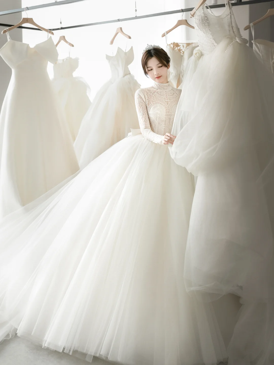 Unique Ball Gown Tulle Lace Long Sleeves Long Wedding Dresses