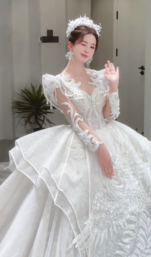 Unique Ball Gown Tulle Sequin Beaded Long Sleeves Long Wedding Dresses