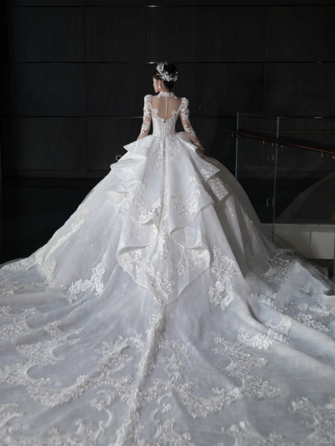 Dreamy Ball Gown Tulle Lace Applique Long Sleeves With Veil Long Wedding Dresses