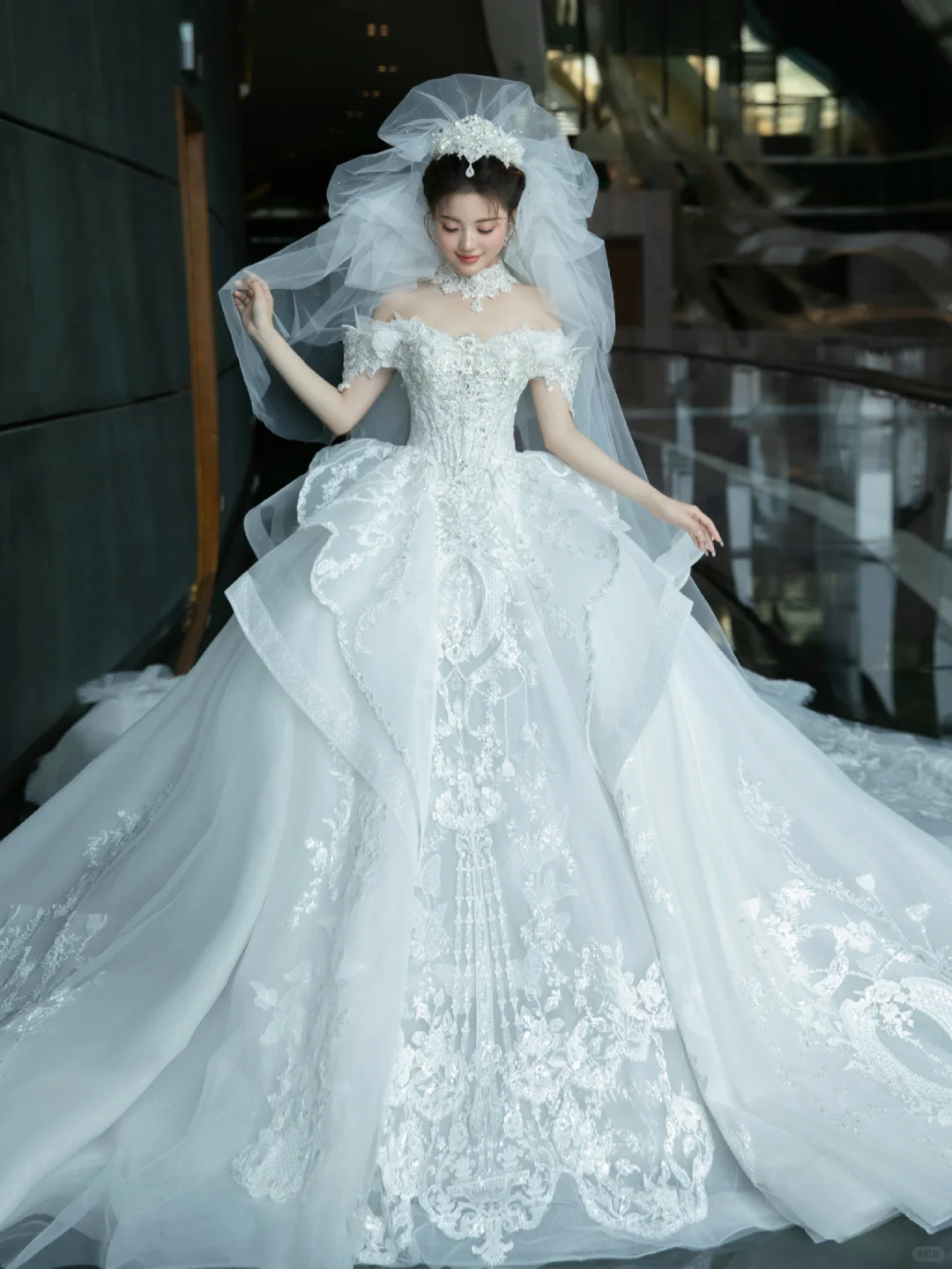 Dreamy Ball Gown Off The Shoulder White Tulle Lace With Veil Long Wedding Dresses