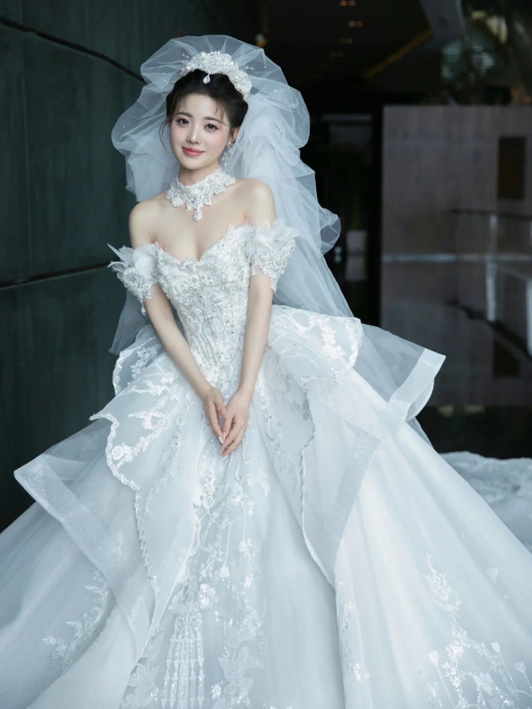 Dreamy Ball Gown Off The Shoulder White Tulle Lace With Veil Long Wedding Dresses