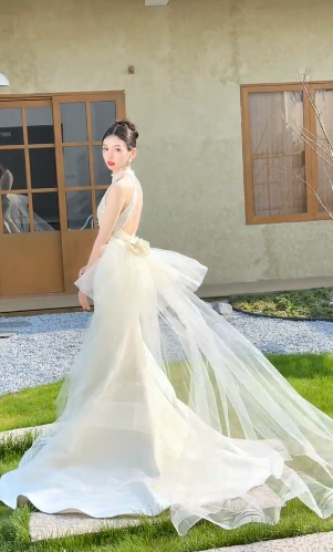 Dreamy Mermaid Halter Satin Tulle Long Wedding Dresses