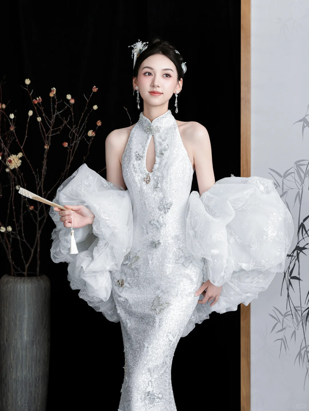 Timeless Mermaid White Halter Satin Tulle Sequin Long Wedding Dresses