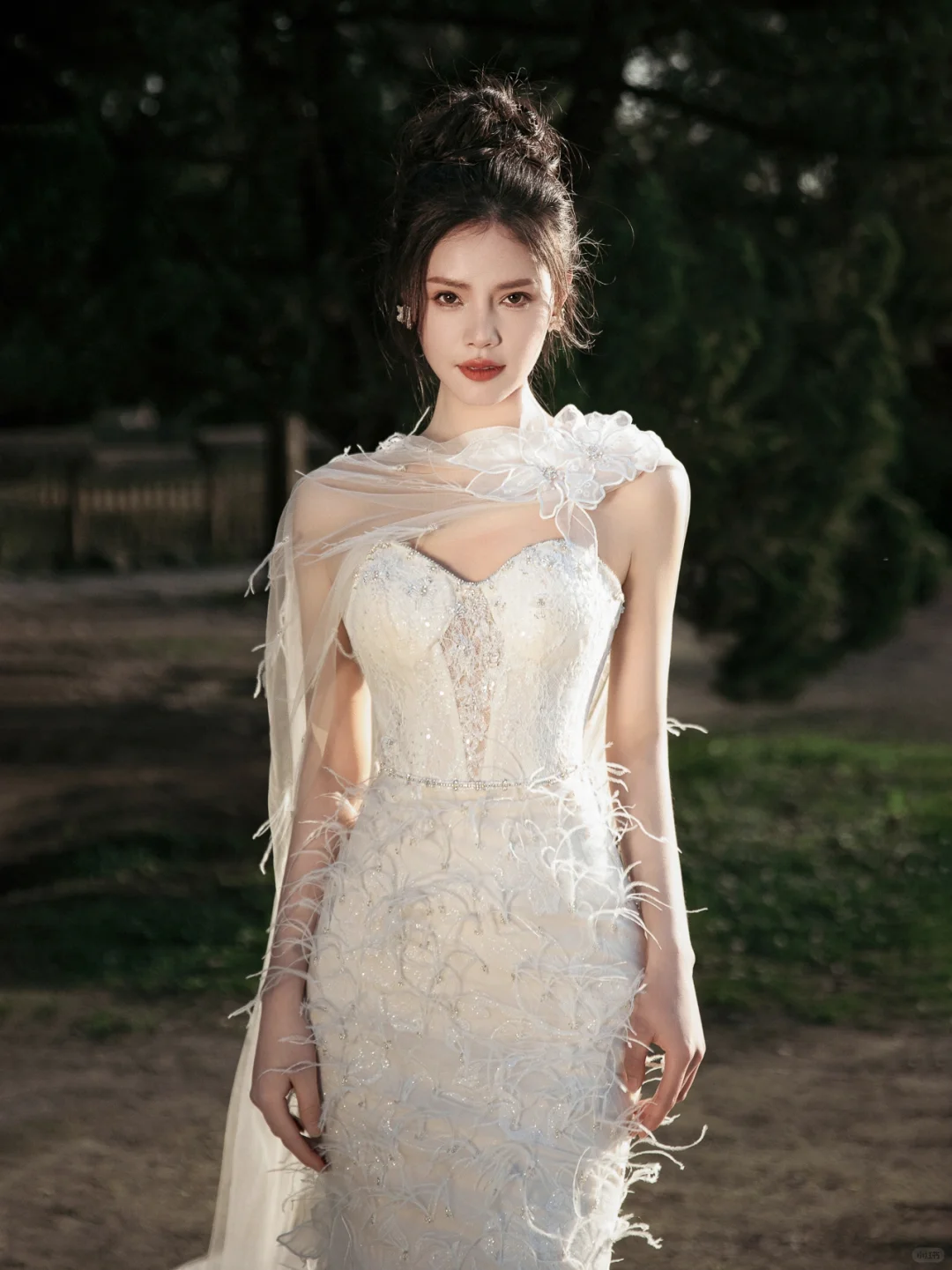 Dreamy Mermaid Strapless Tulle Lace Beaded Long Wedding Dresses