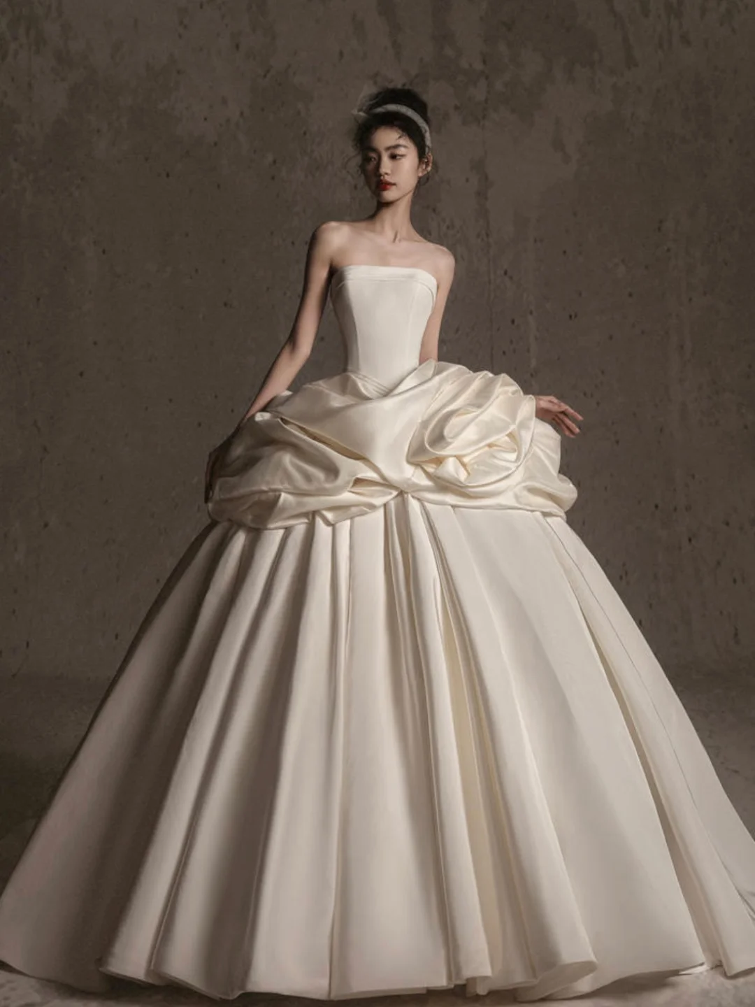 Elegant Ball Gown Strapless Satin Long Wedding Dresses
