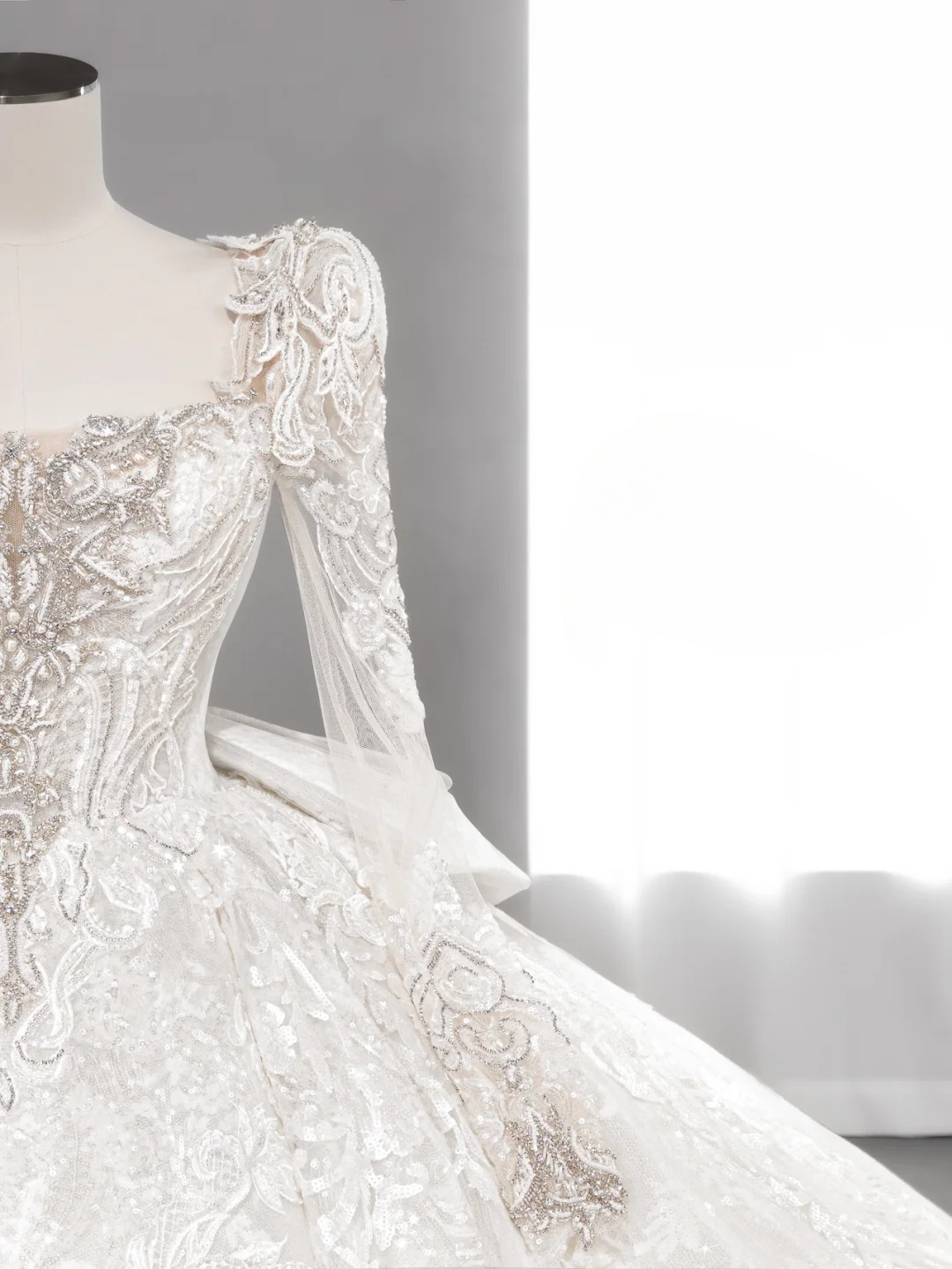 Timeless Ball Gown Tulle Lace Sequin Long Sleeves Long Wedding Dresses