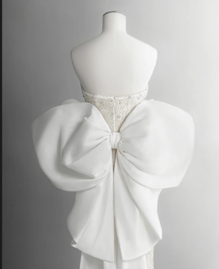 Chic Mermaid Strapless Satin Lace Beaded Back With Bow Long Wedding Dresses