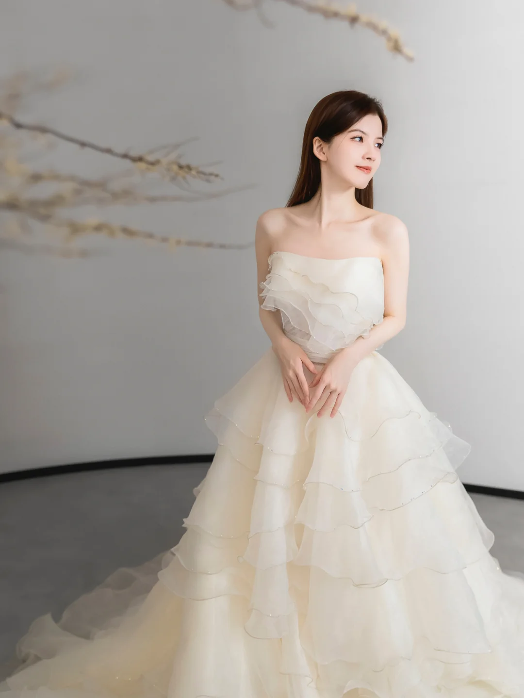Pretty Ball Gown Strapless Chiffon Long Wedding Dresses