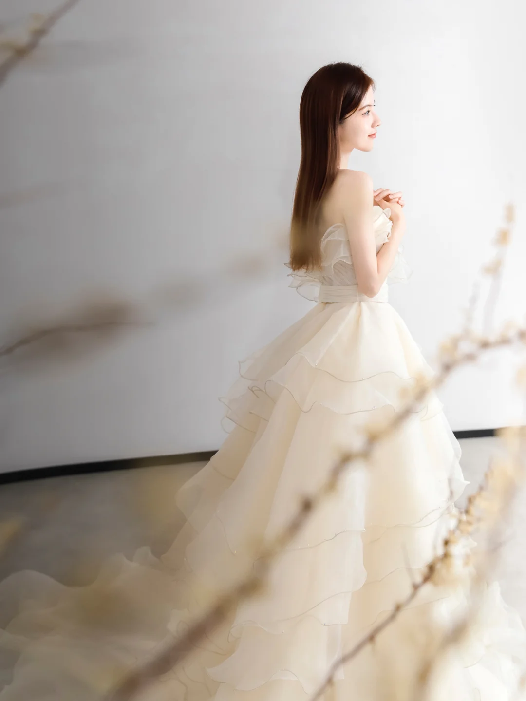Pretty Ball Gown Strapless Chiffon Long Wedding Dresses