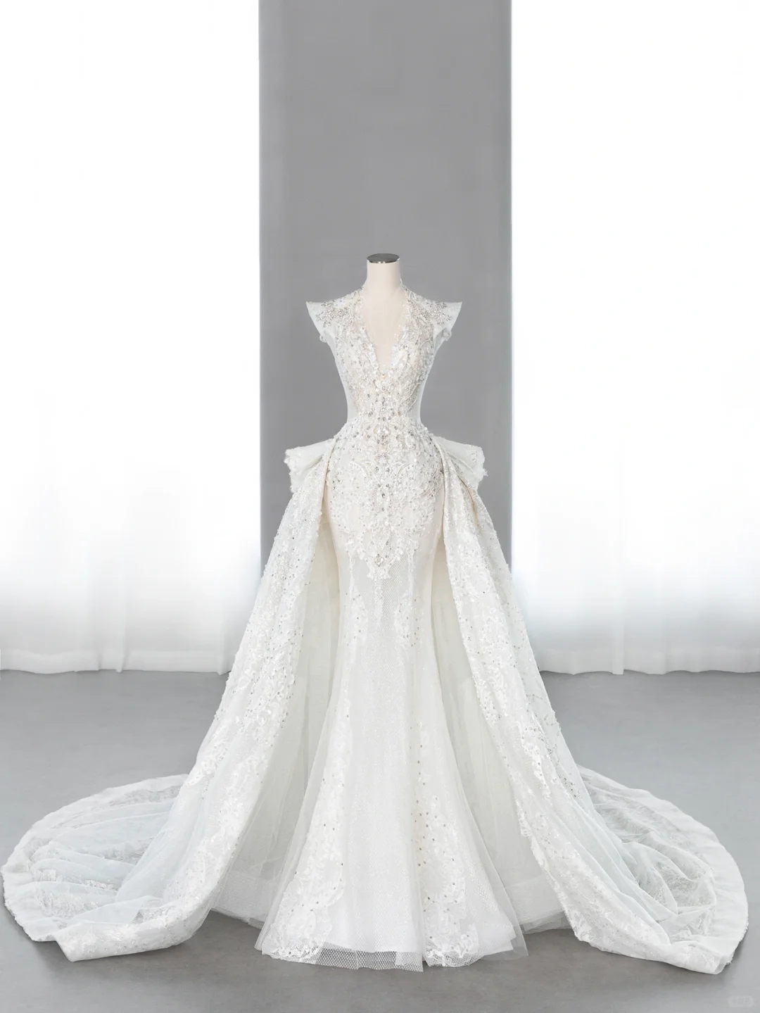Pretty Mermaid V Neck Tulle Sequin Beaded Long Wedding Dresses