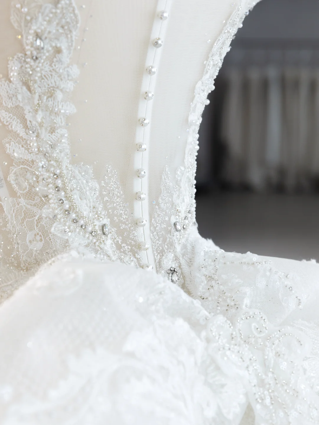 Pretty Mermaid V Neck Tulle Sequin Beaded Long Wedding Dresses