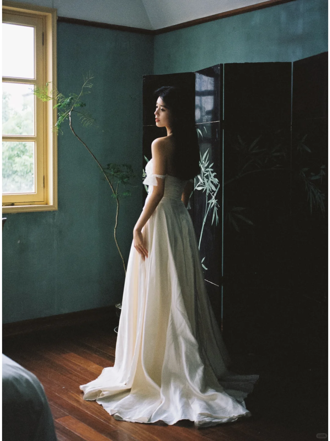 Elegant A Line Off The Shoulder Satin Lace Long Wedding Dresses