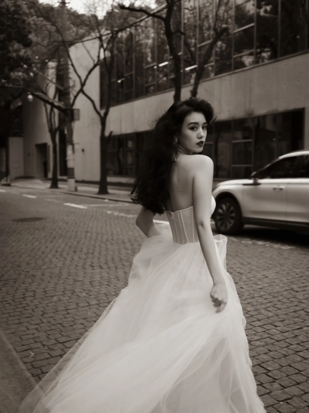 Elegant A Line Strapless Tulle Long Wedding Dresses
