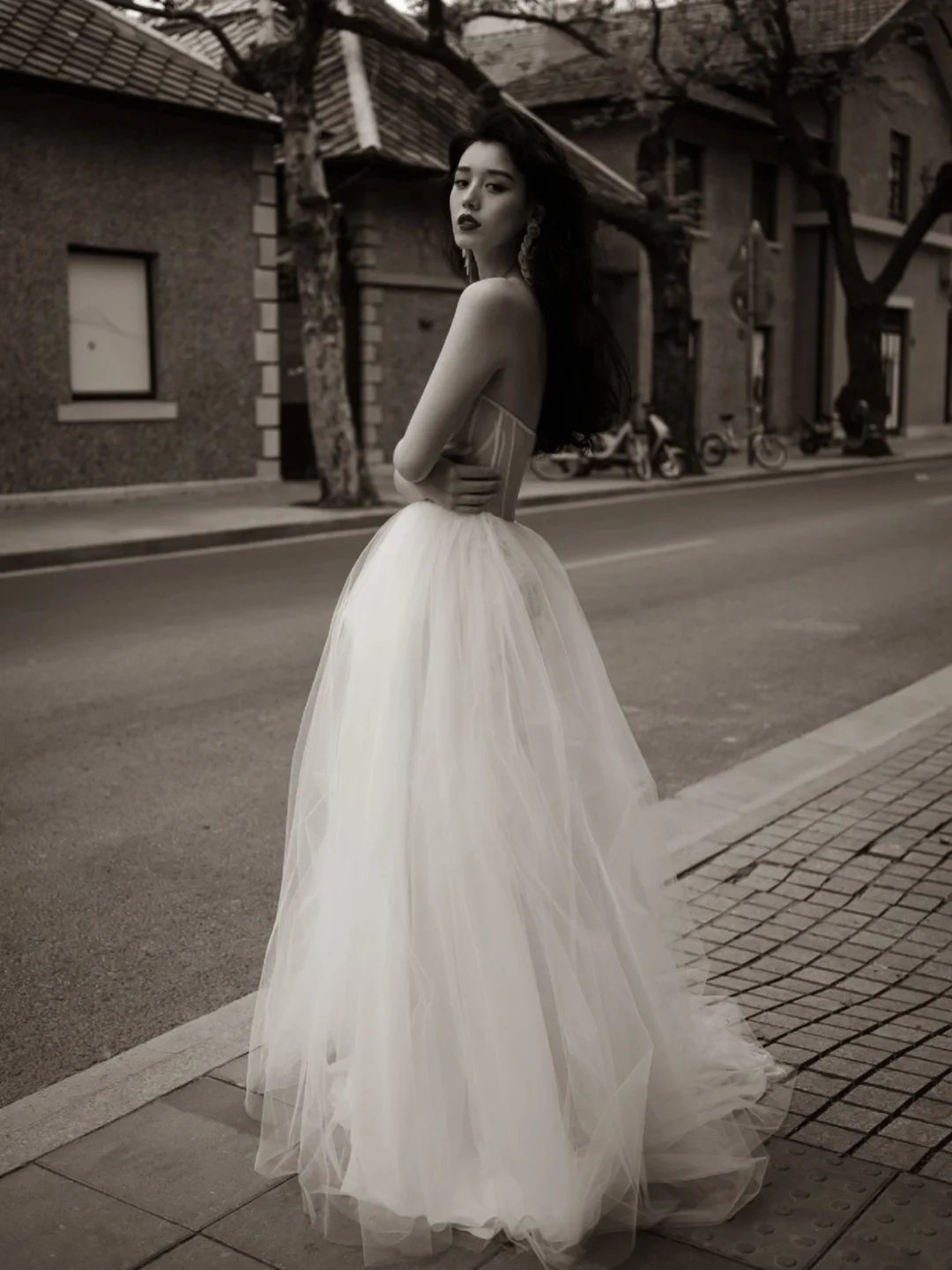 Elegant A Line Strapless Tulle Long Wedding Dresses