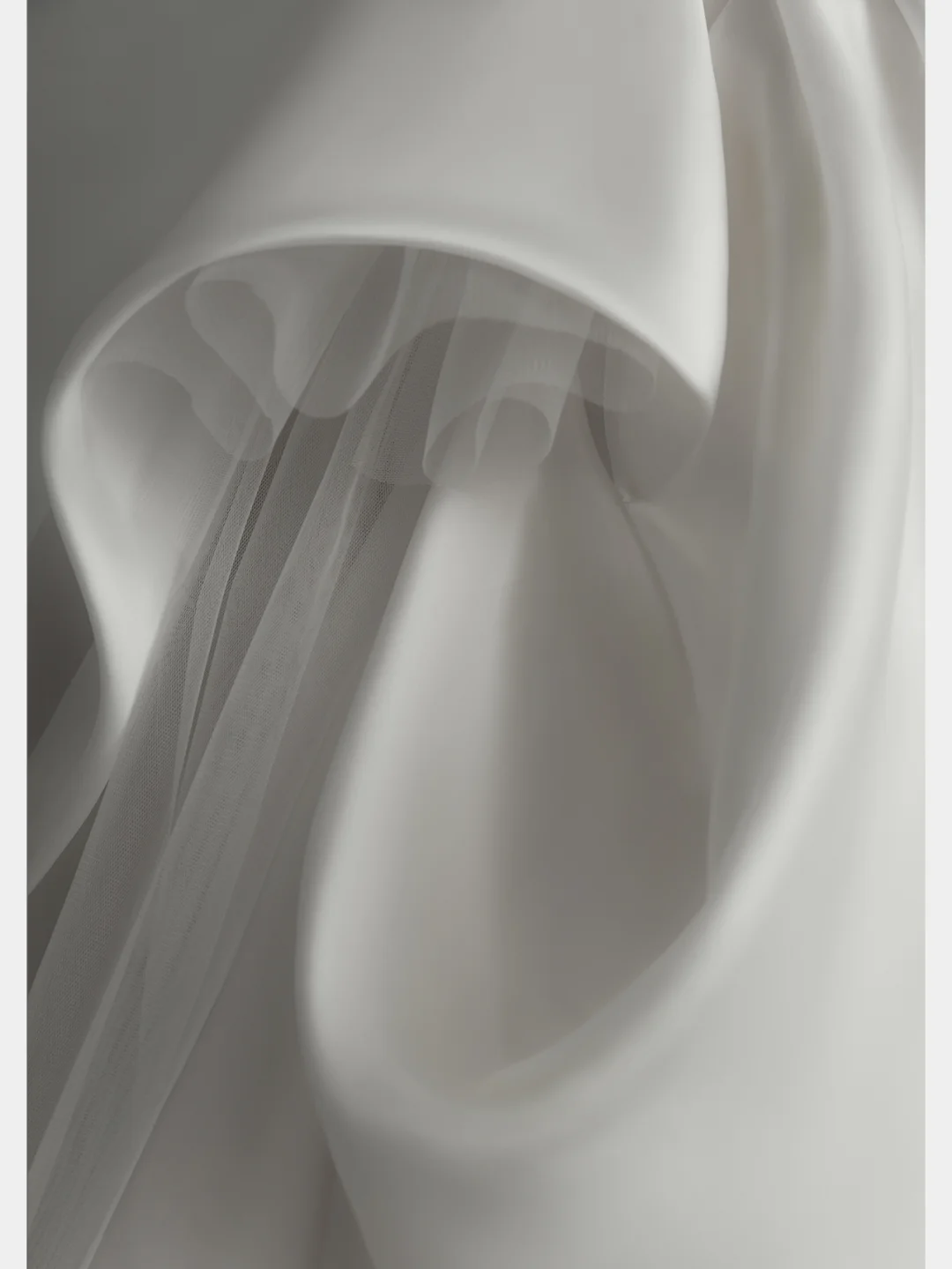 Elegant Ball Gown Strapless White Satin Long Wedding Dresses