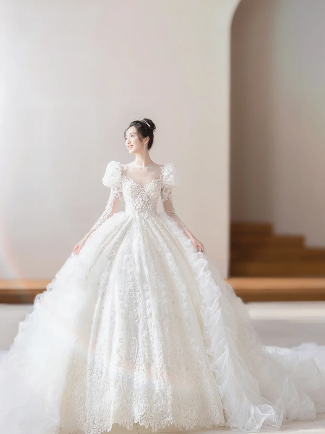 Timeless Ball Gown Tulle Lace Applique Long Sleeves With Veil Long Wedding Dresses